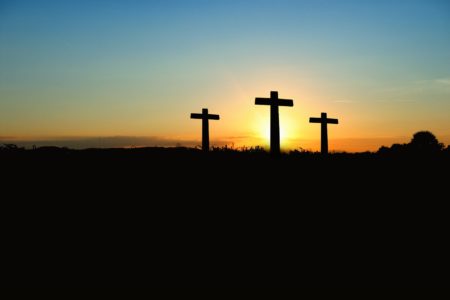 Christianity cross dawn 70847 scaled