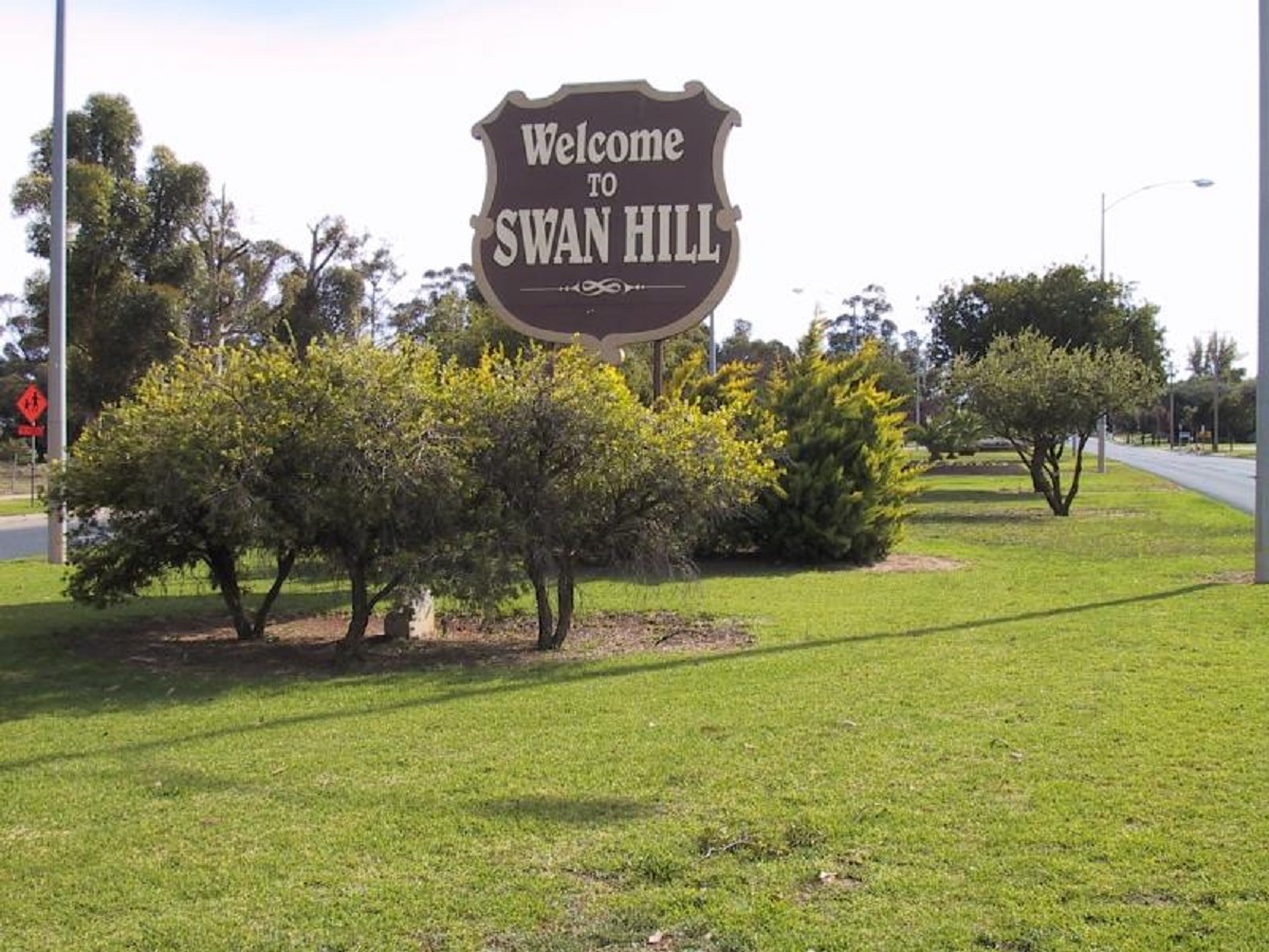Swan hill five