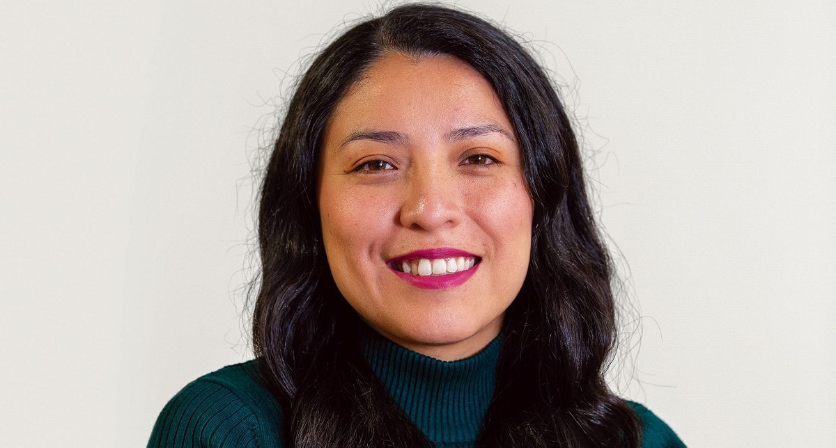 Picture of Paola rojas e in the page School's in for relationships