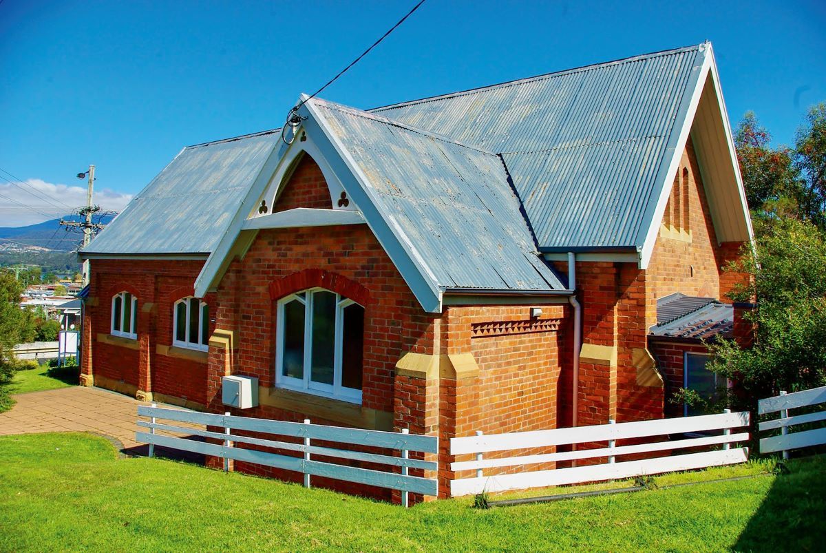 Picture of Lindisfarne one in the page Worship history celebrated