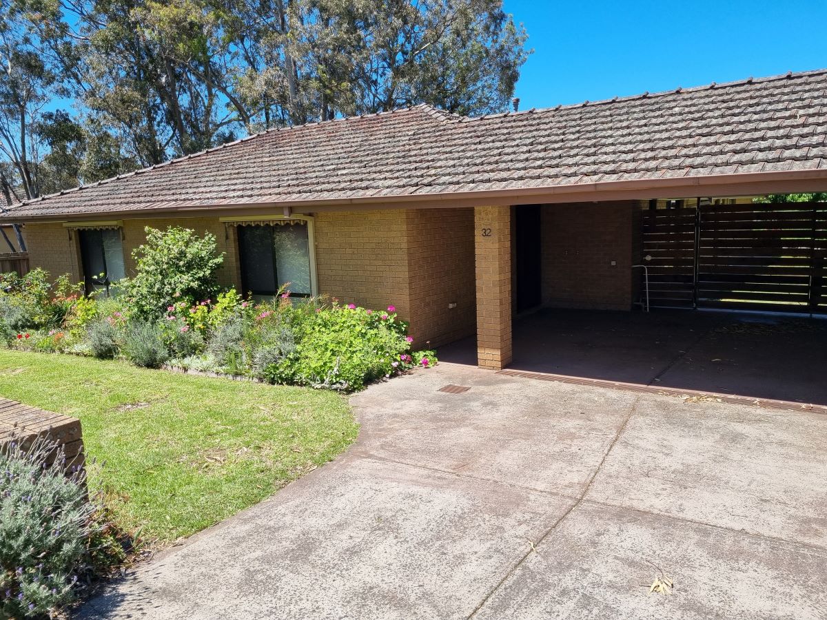 Picture of Manse building in the page Home where the heart is