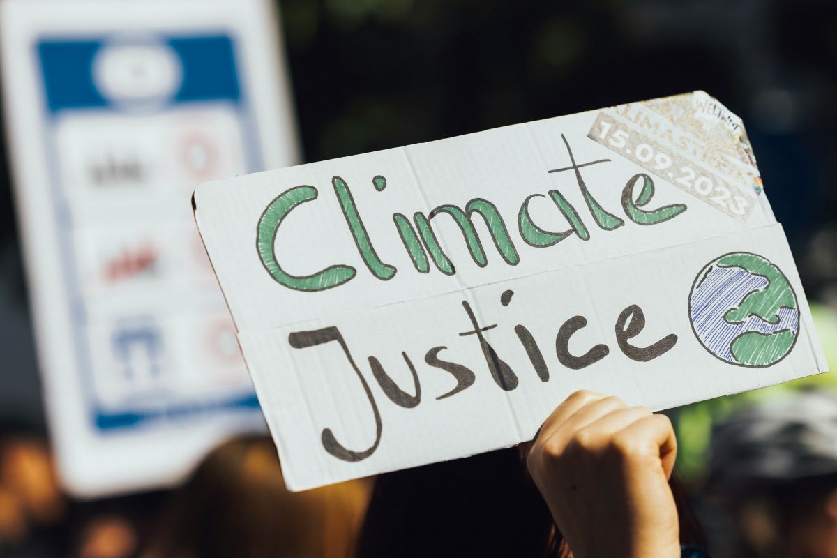 Picture of Climate justice two in the page Standing together on climate